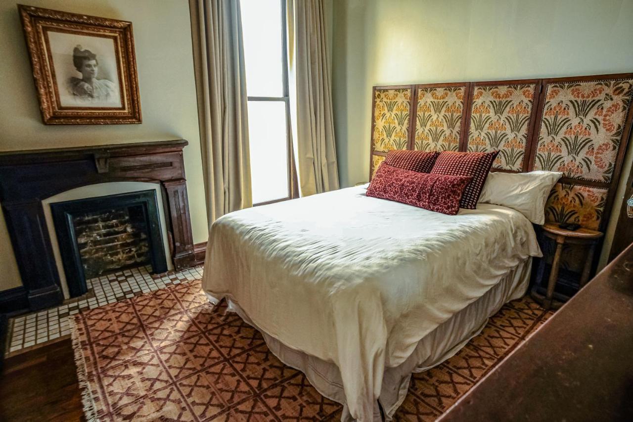 Вилла Henrie House I Luxury 4Br Downtown Historic Gem With Library & Patio Нэшвилл Экстерьер фото